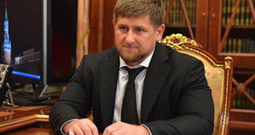 Ramzan Kadırov Azərbaycanı müsəlman qaçqınlara kömək etməyə çağırdı Ramzan Kadırov Azərbaycanı müsəlman qaçqınlara kömək etməyə çağırdı