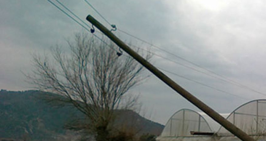 Azərbaycanda 2000 ev işıqsız qaldı Azərbaycanda 2000 ev işıqsız qaldı