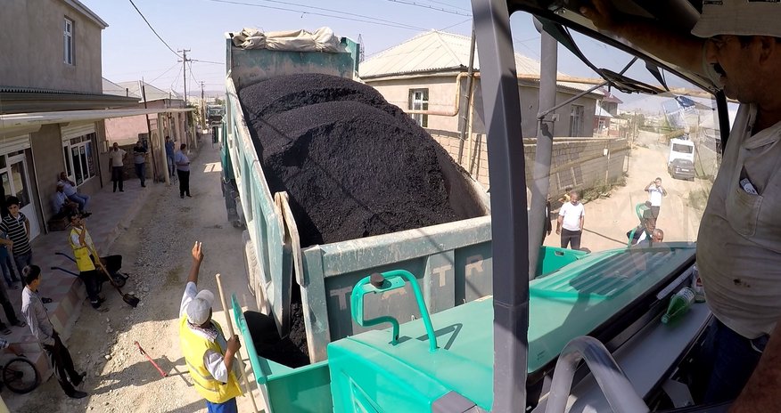Bakıda yol bağlandı Bakıda yol bağlandı
