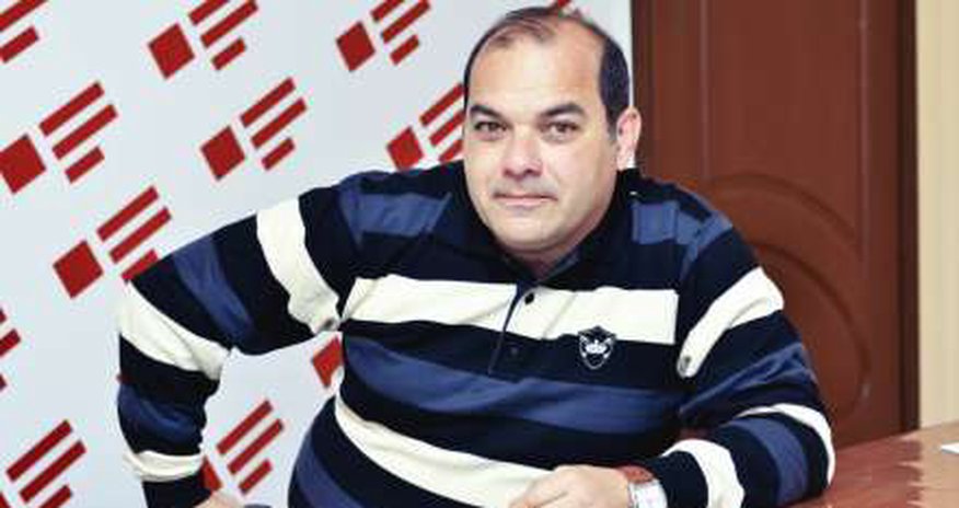 Kənan Hacı müalicə üçün Türkiyəyə gedir Kənan Hacı müalicə üçün Türkiyəyə gedir
