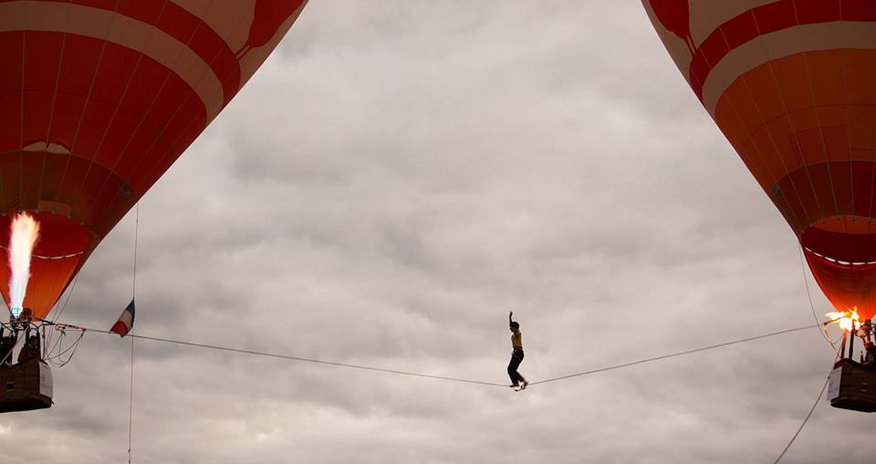 Hava şarları arasında ölüm yürüyüşü - FOTO+VİDEO Hava şarları arasında ölüm yürüyüşü - FOTO+VİDEO