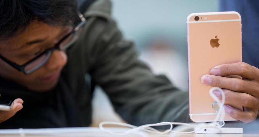 iPhone 6s TouchID fingerprint sensor is too good iPhone 6s TouchID fingerprint sensor is too good