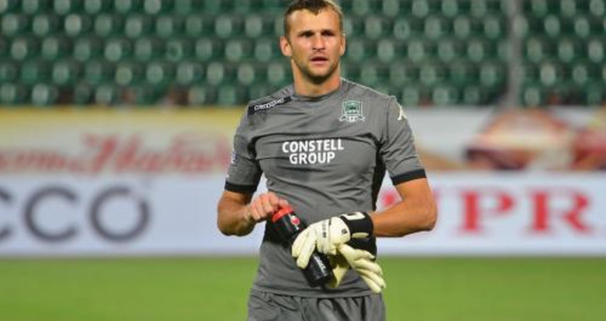 "Krasnodar"ın qapıçısı: "Layiqli qələbə qazandıq" "Krasnodar"ın qapıçısı: "Layiqli qələbə qazandıq"