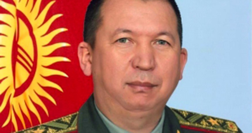 Президент уволил главу минобороны Президент уволил главу минобороны