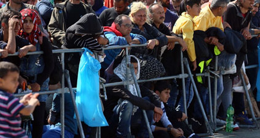 Mühacirlər üçün tranzit zonalar yaradılır Mühacirlər üçün tranzit zonalar yaradılır