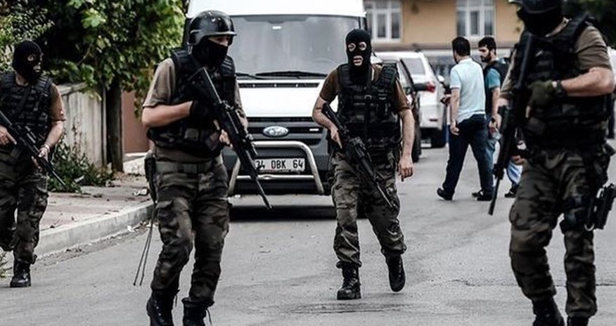 В Анкаре полиция устроила взрыв В Анкаре полиция устроила взрыв