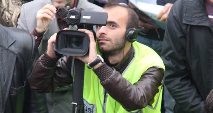 Öldürülən jurnalistin valideynləri İlham Əliyevə müraciət etdilər: “Süni şəkildə yubadılır” Öldürülən jurnalistin valideynləri İlham Əliyevə müraciət etdilər: “Süni şəkildə yubadılır”