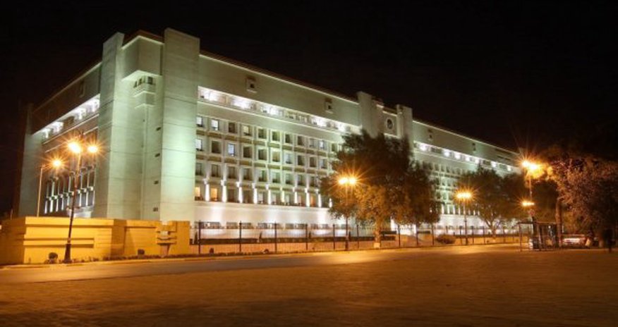 Мадат Гулиев возвращает профессионалов в МНБ Мадат Гулиев возвращает профессионалов в МНБ
