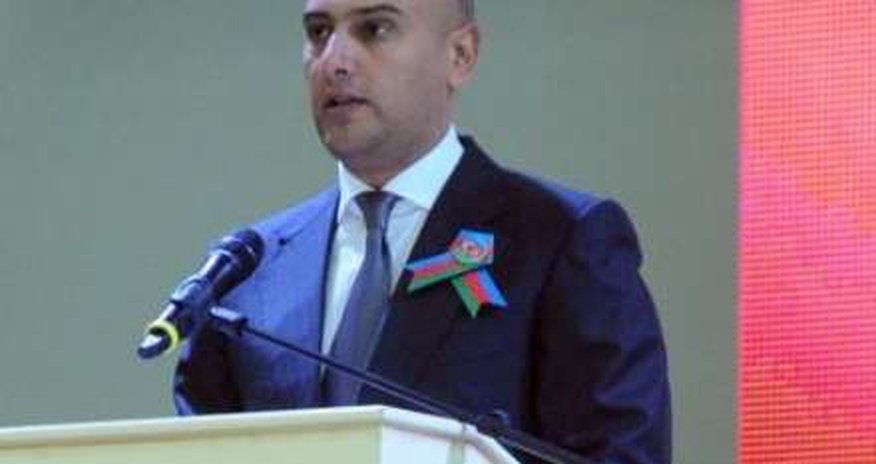 Sabiq rəis Rəşad Məmmədovun həbs müddəti uzadıldı Sabiq rəis Rəşad Məmmədovun həbs müddəti uzadıldı