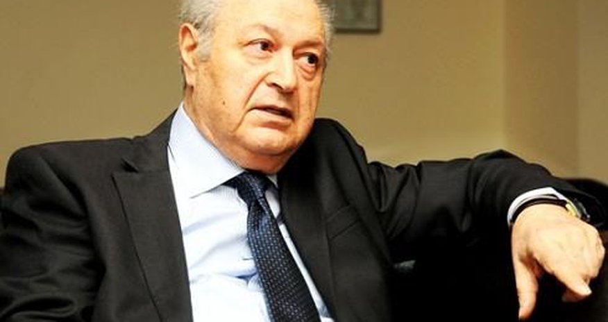 Ayaz Mütəllibov: "Bu, Müsavat Partiyasının manipulyasiyalarından biridir" Ayaz Mütəllibov: "Bu, Müsavat Partiyasının manipulyasiyalarından biridir"