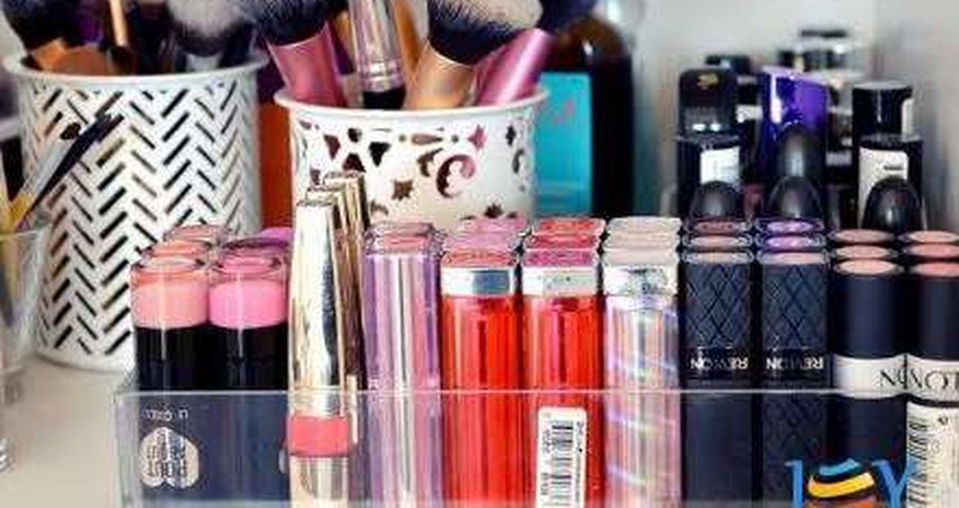Kosmetik məhsullar xərçəng riskini artırır Kosmetik məhsullar xərçəng riskini artırır