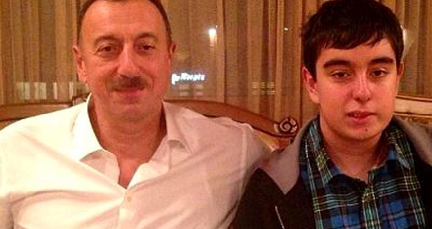 Гейдар Алиев проголосовал Гейдар Алиев проголосовал