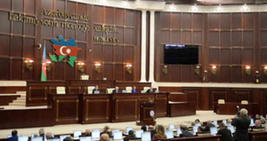 Yeni parlamentin vəzifəli deputatları - SİYAHI Yeni parlamentin vəzifəli deputatları - SİYAHI