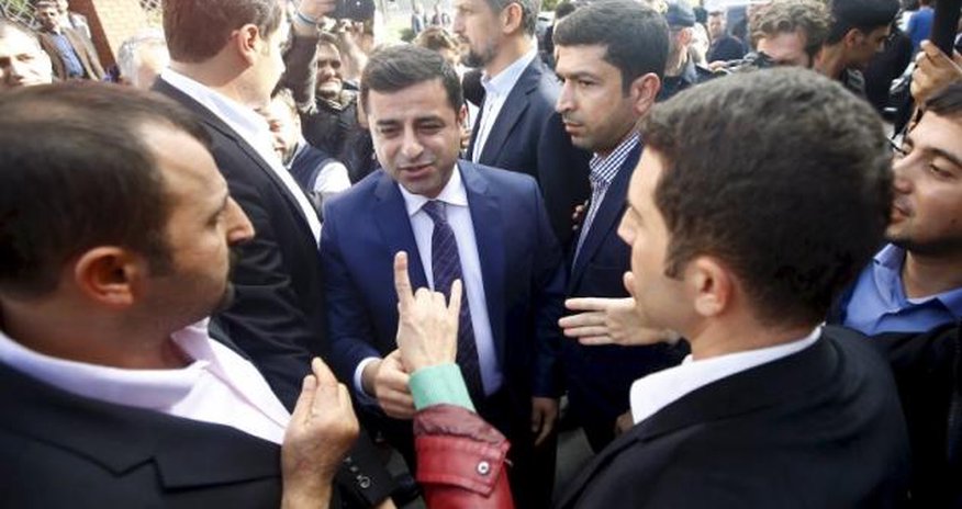 Turkish opposition leader accuses Erdogan of seeking 'constitutional dictatorship' Turkish opposition leader accuses Erdogan of seeking 'constitutional dictatorship'