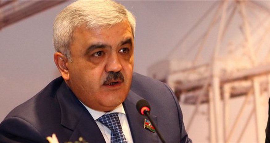 Rövnəq Abdullayevdən yanğındakı itkilərlə bağlı açıqlama Rövnəq Abdullayevdən yanğındakı itkilərlə bağlı açıqlama