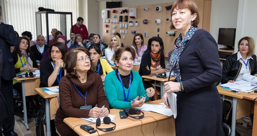 Special training course for treachers realized with Azercell’s support Special training course for treachers realized with Azercell’s support