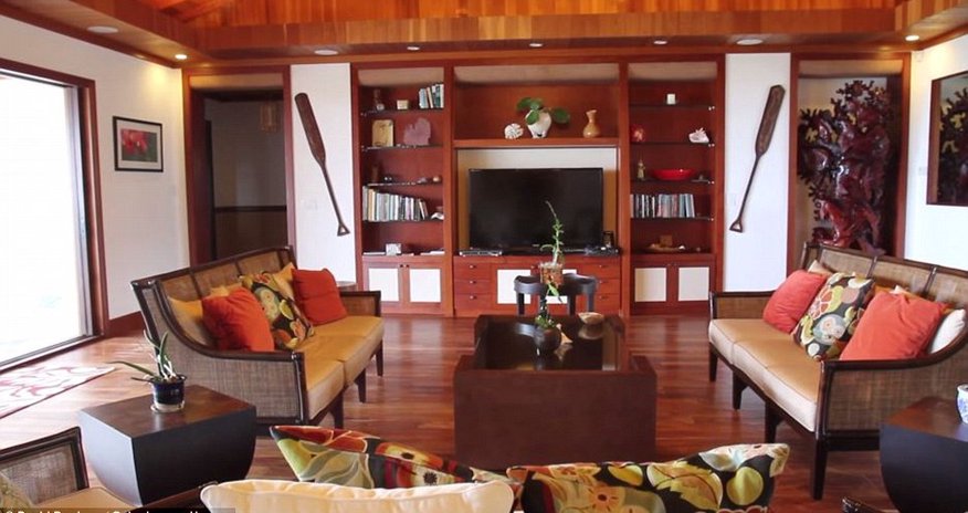Inside the Obama's luxurious $3,500 a night holiday home Inside the Obama's luxurious $3,500 a night holiday home