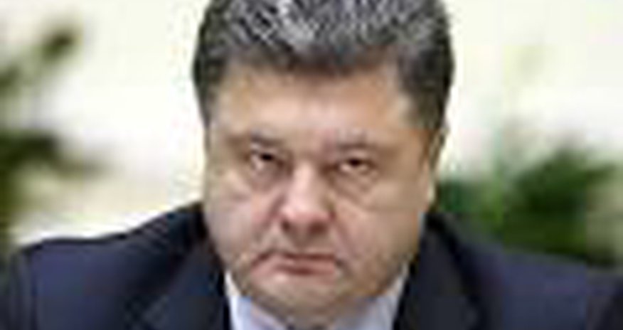 Порошенко утвердил план допуска иностранных войск Порошенко утвердил план допуска иностранных войск