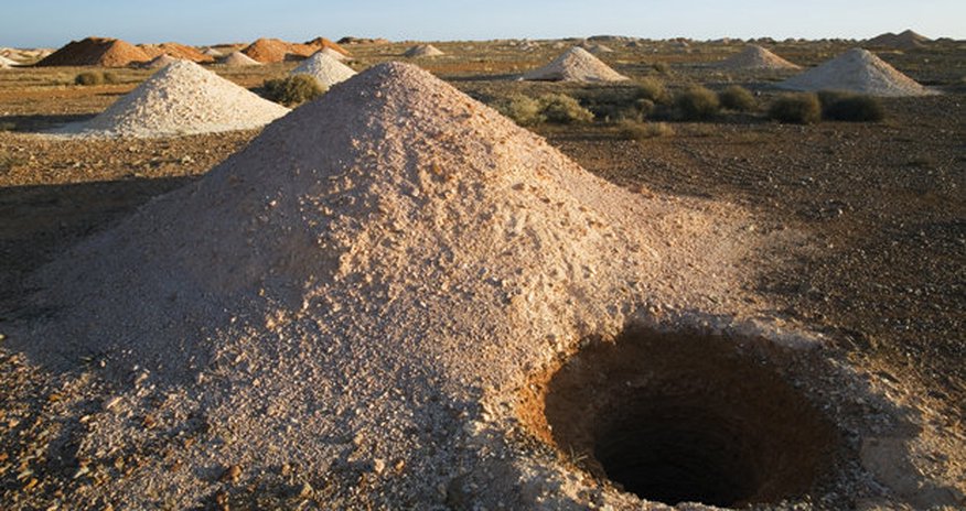 People have lived in this hole for 101 years People have lived in this hole for 101 years