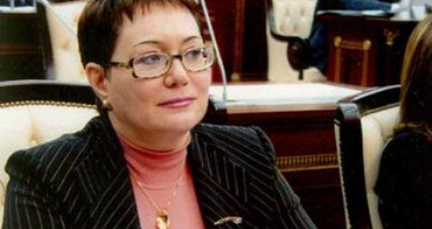 Депутат: "В банках невозможно купить доллары" Депутат: "В банках невозможно купить доллары"