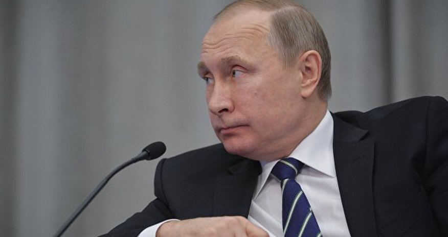 Абэ переговорил с Путиным Абэ переговорил с Путиным