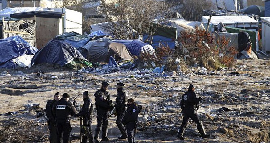 Германия вступилась за беженцев Германия вступилась за беженцев