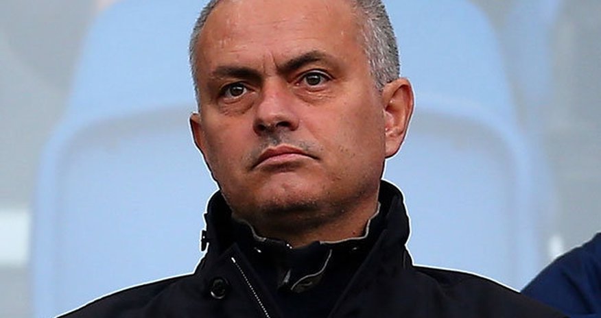 Man United hold talks with Jose Mourinho Man United hold talks with Jose Mourinho