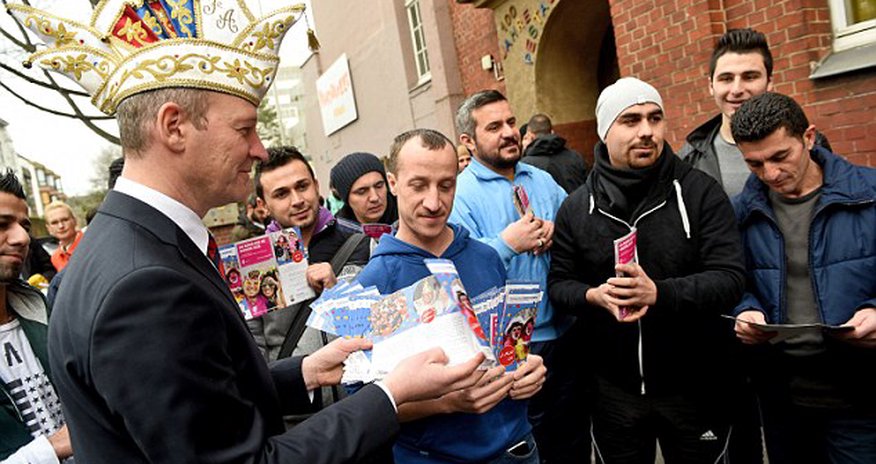 Germany hands migrants "please don't rape the locals" leaflets