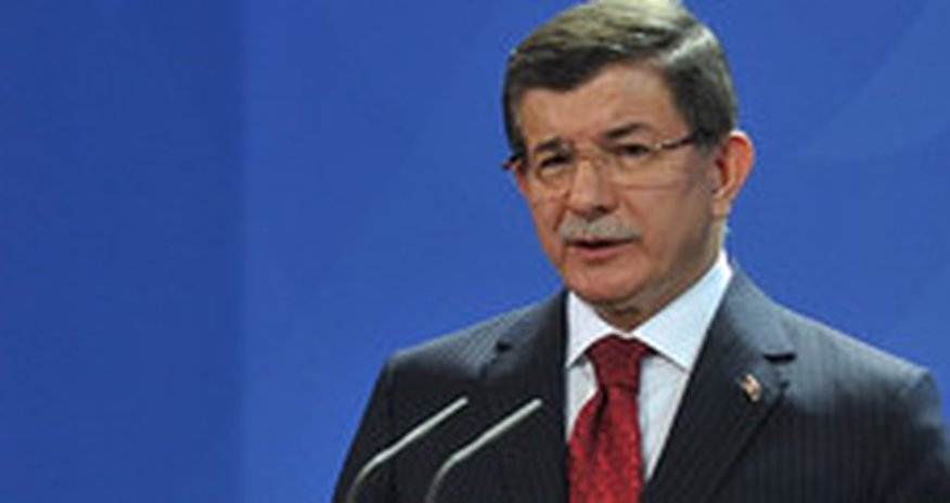 Davudoğlu: "Rusiyaya bir daha xəbərdarlıq edirik" Davudoğlu: "Rusiyaya bir daha xəbərdarlıq edirik"