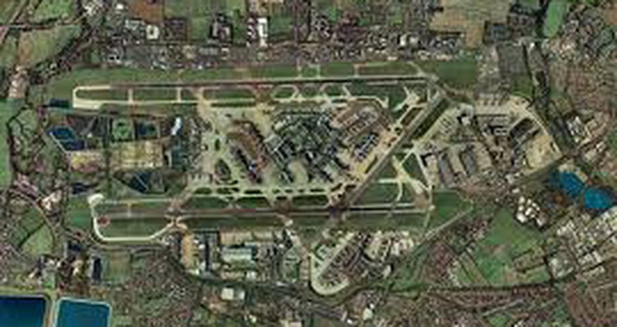 Пилота в полете ослепили лазером Пилота в полете ослепили лазером