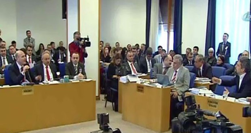 Конфликт в турецком парламенте Конфликт в турецком парламенте