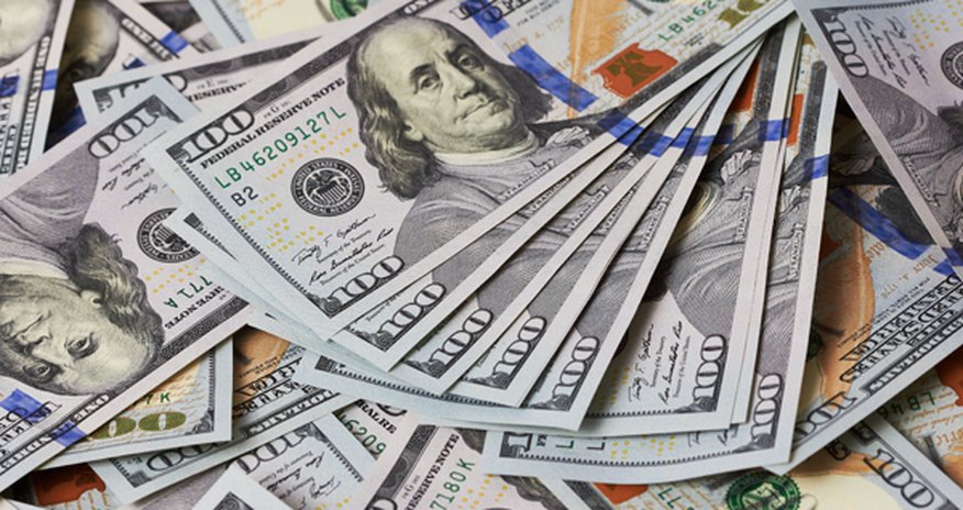 Dollar ucuzlaşmaqda davam edir - Məzənnə Dollar ucuzlaşmaqda davam edir - Məzənnə