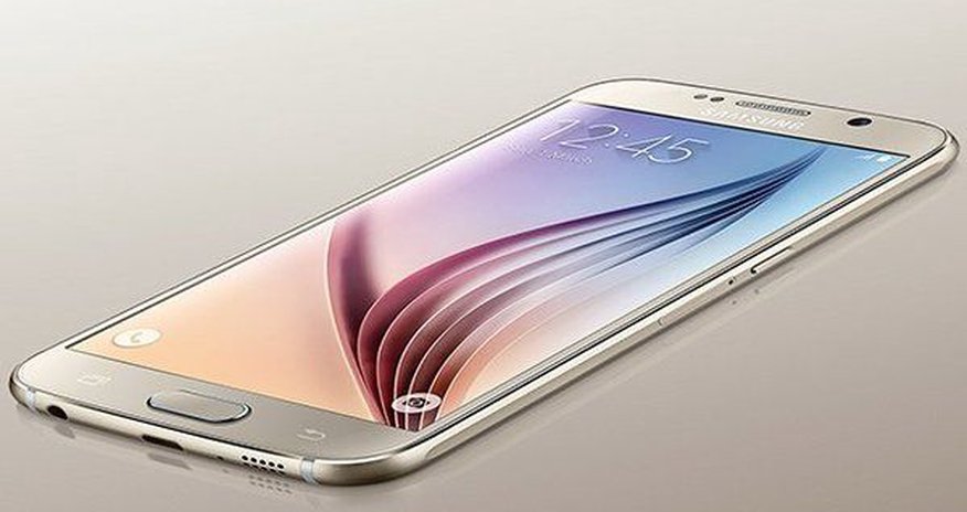 Samsung показала Galaxy S7 Samsung показала Galaxy S7