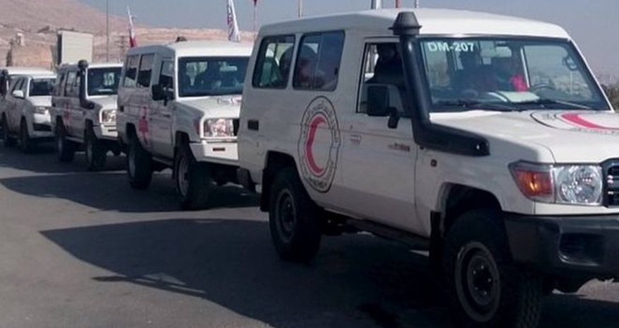 Syria crisis: Siege victims await aid convoys Syria crisis: Siege victims await aid convoys