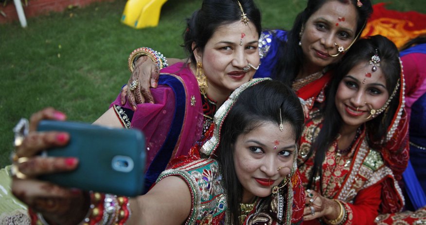 A Smartphone That Costs $4 Is Set to Launch in India A Smartphone That Costs $4 Is Set to Launch in India