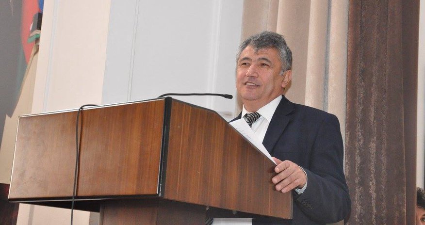 ADU-da Qəşəm Nəcəfzadə ilə görüş keçirildi - Fotolar ADU-da Qəşəm Nəcəfzadə ilə görüş keçirildi - Fotolar