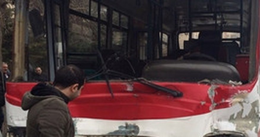 Bakıda ağır yol qəzası Bakıda ağır yol qəzası