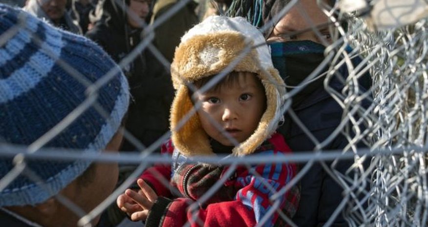 Slovenia moves to 'shut down' Balkans route Slovenia moves to 'shut down' Balkans route