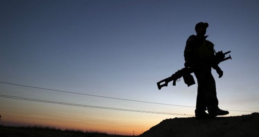 Проверяют анкеты боевиков ИГ Проверяют анкеты боевиков ИГ