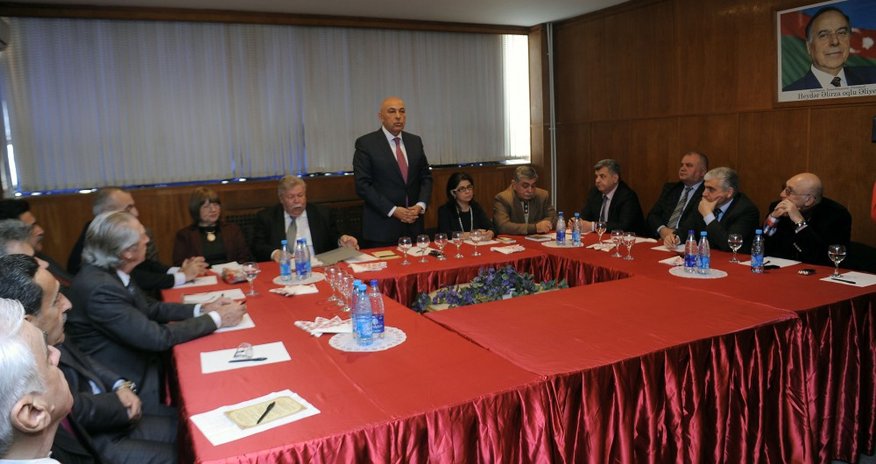 Nazir müavini: "Afaq Bəşirqızının müalicəsi dövlətin nəzarətindədir" Nazir müavini: "Afaq Bəşirqızının müalicəsi dövlətin nəzarətindədir"
