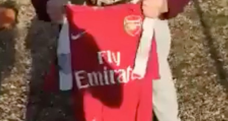Fan burns Arsenal shirt and calls for Arsene Wenger sacking Fan burns Arsenal shirt and calls for Arsene Wenger sacking