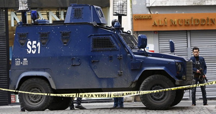 Türkiyədə partlayış: 3 ölü, 24 yaralı - YENİLƏNİB Türkiyədə partlayış: 3 ölü, 24 yaralı - YENİLƏNİB