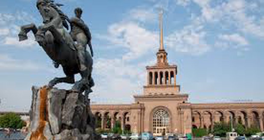 Iranian company to build gas distribution network in Armenia Iranian company to build gas distribution network in Armenia