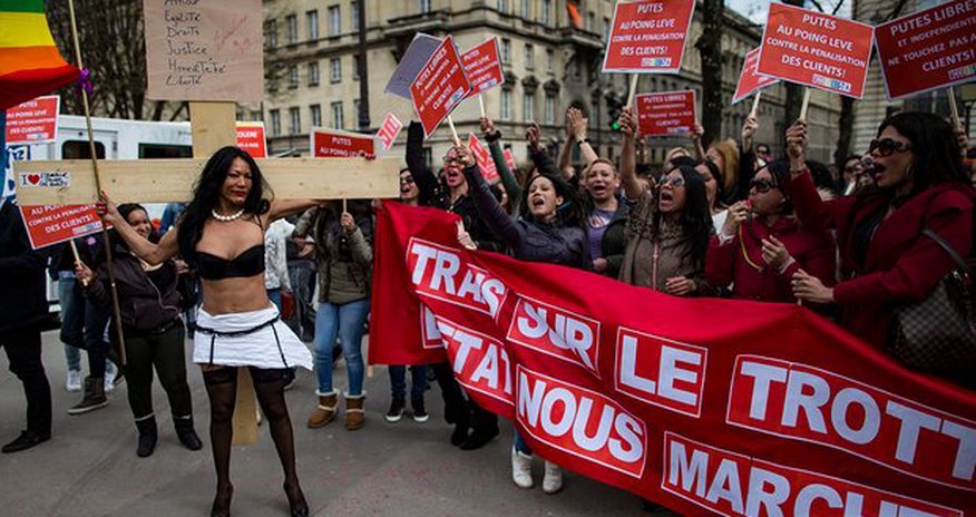 France passes law making it illegal to pay for sex France passes law making it illegal to pay for sex
