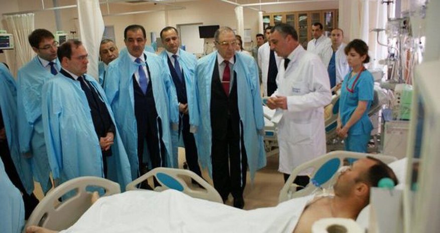 İlham Əliyev hərbi həkimlərə tapşırıq verdi İlham Əliyev hərbi həkimlərə tapşırıq verdi