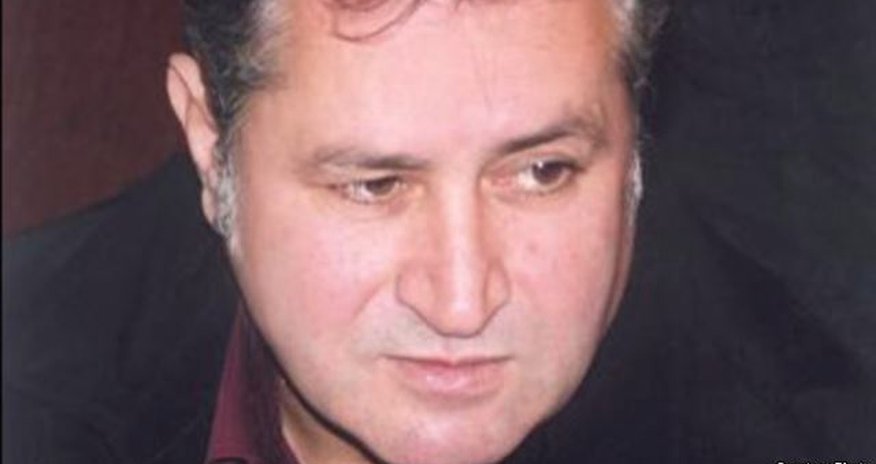 E-kitab: Elçin Hüseynbəyli - Kəndə gün çıxanda qayıdacağıq E-kitab: Elçin Hüseynbəyli - Kəndə gün çıxanda qayıdacağıq