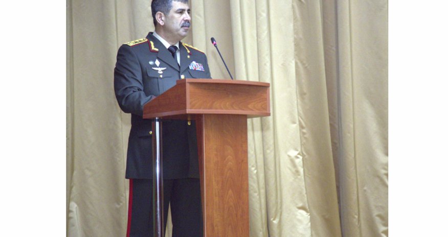 Müdafiə naziri: "Ordumuz şəhidlərin qisasını alacaq" Müdafiə naziri: "Ordumuz şəhidlərin qisasını alacaq"