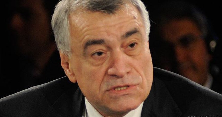Qətər neft ölkələrini məsləhətə çağırır Qətər neft ölkələrini məsləhətə çağırır
