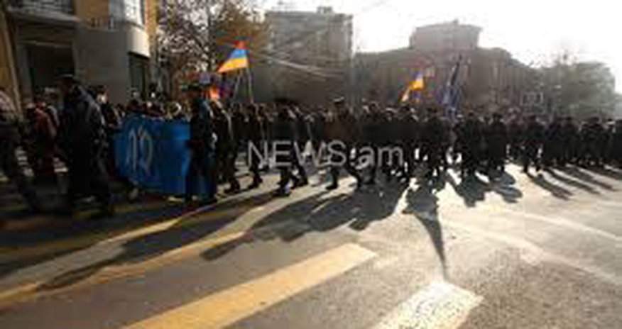 В Ереване проходит акция протеста В Ереване проходит акция протеста