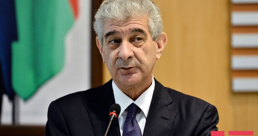 Əli Əhmədov: “Sosial evlər yaxın zamanlarda tikiləcək” Əli Əhmədov: “Sosial evlər yaxın zamanlarda tikiləcək”